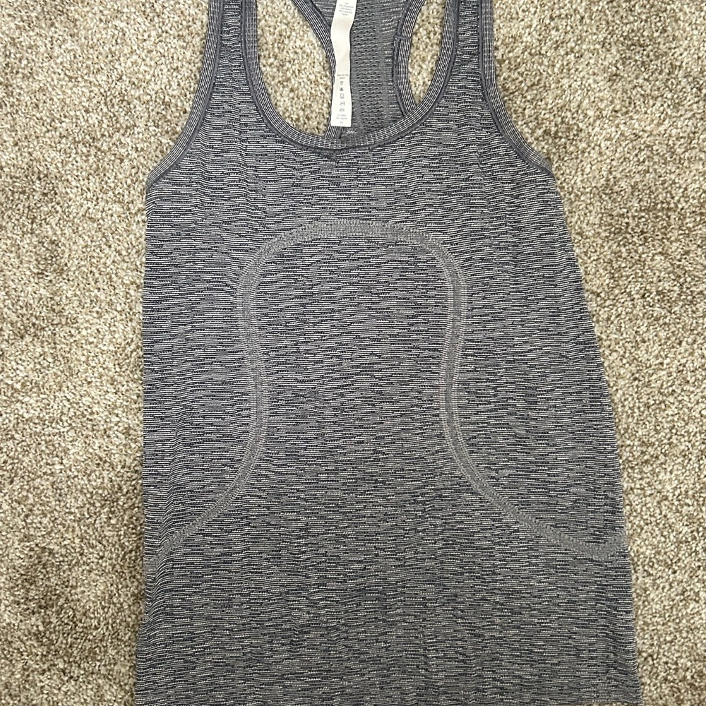Lululemon swiftly tank